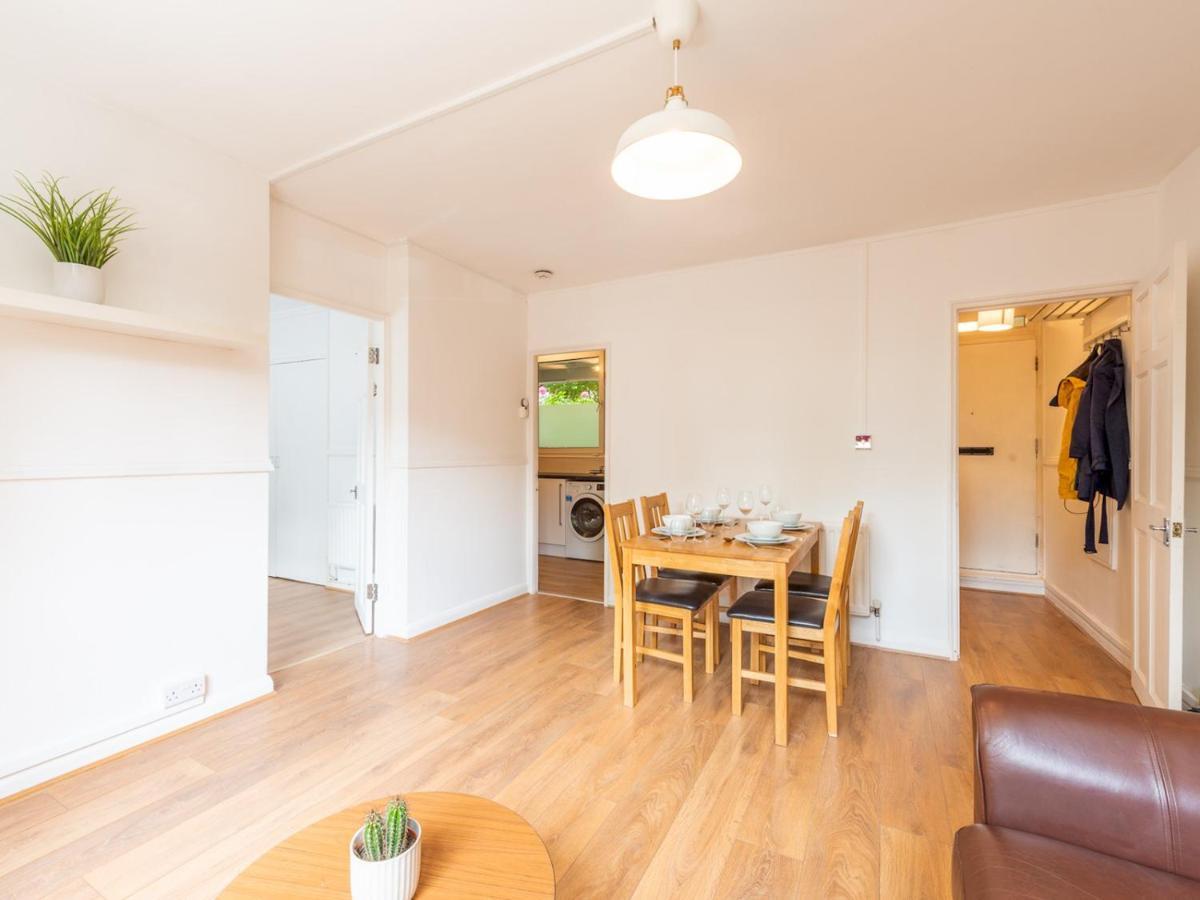 Sootheus - Cosy Surrey Quays Apartment Londra Dış mekan fotoğraf