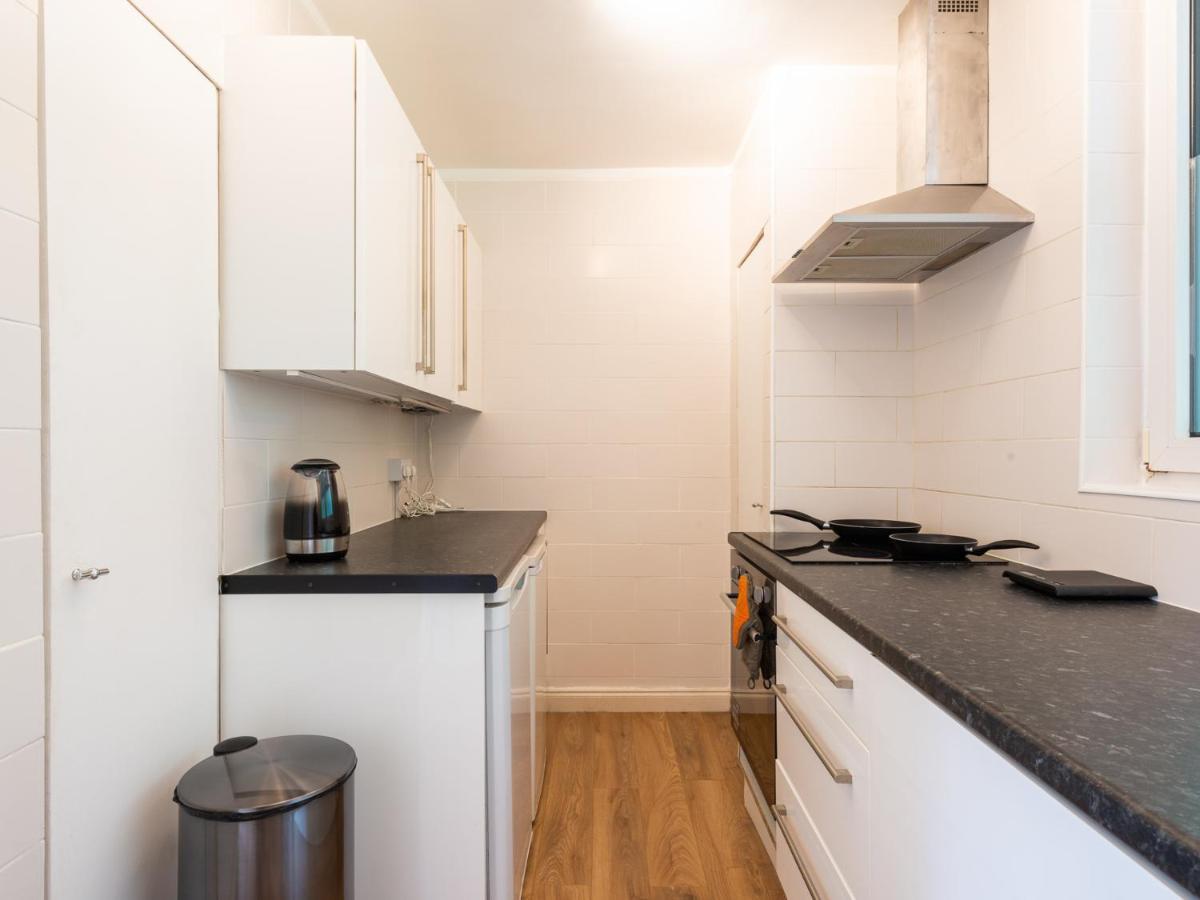 Sootheus - Cosy Surrey Quays Apartment Londra Dış mekan fotoğraf